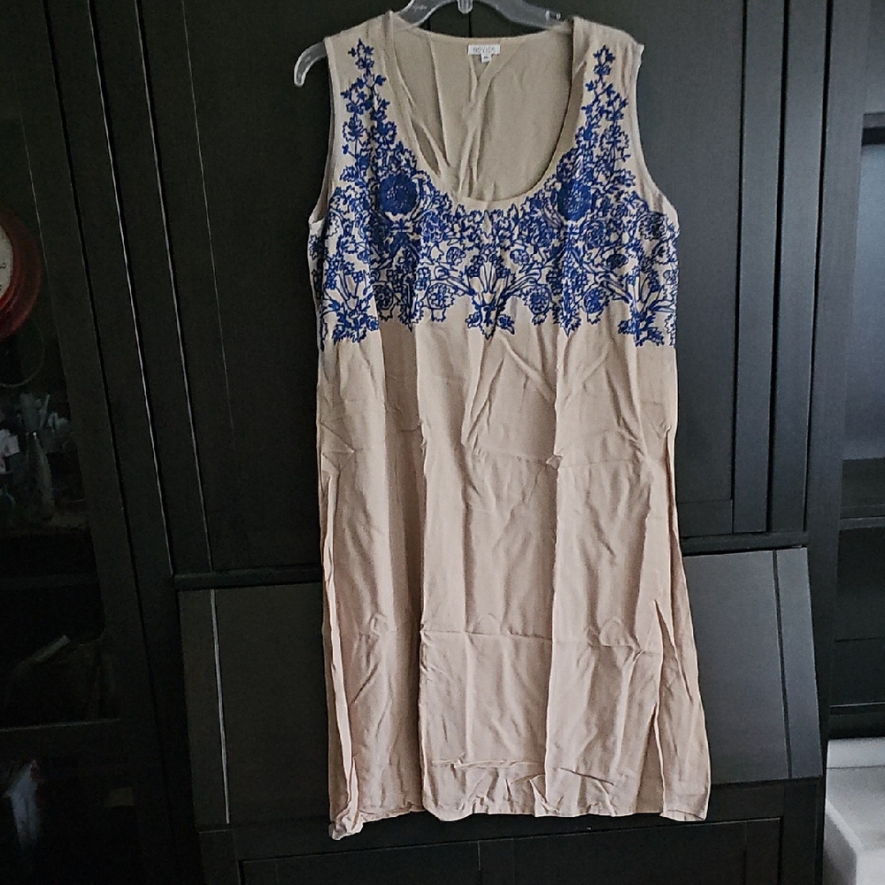 Beige Sleeveless Dress with Blue Embroidery